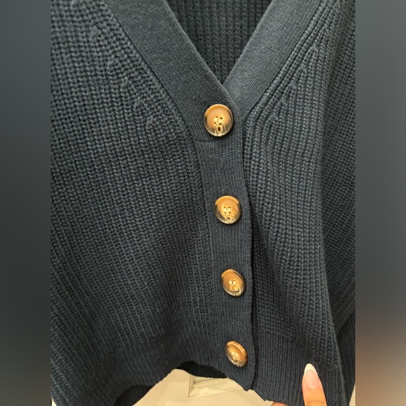 George Women's Boxy Cardigan - Picture 2 of 3